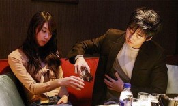 韩国财阀娱乐圈爆料电影,揭秘韩国娱乐圈与财阀的权力游戏